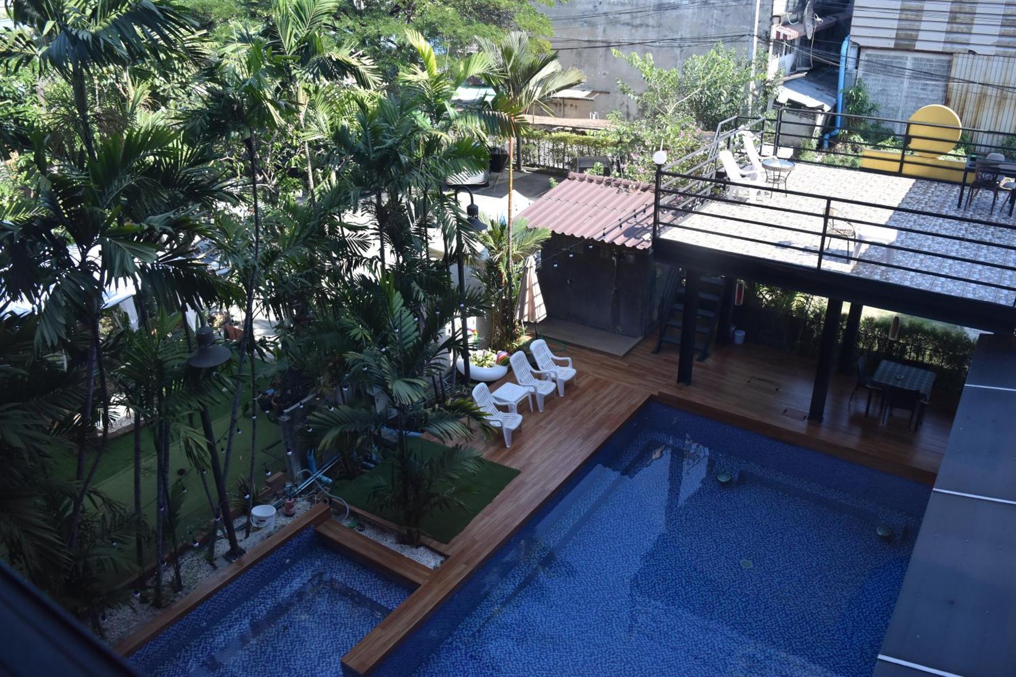 通塔拉诗林那卡精品酒店 曼谷 外观 照片